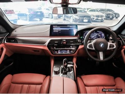 BMW 530e M sport LCI G30 ปี 2022 ไมล์ 26,xxx Km รูปที่ 5